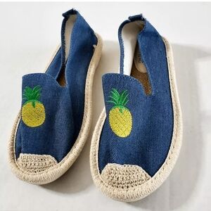 Embroidered Pineapple Denim Flats Size 39 (8.5) Womens